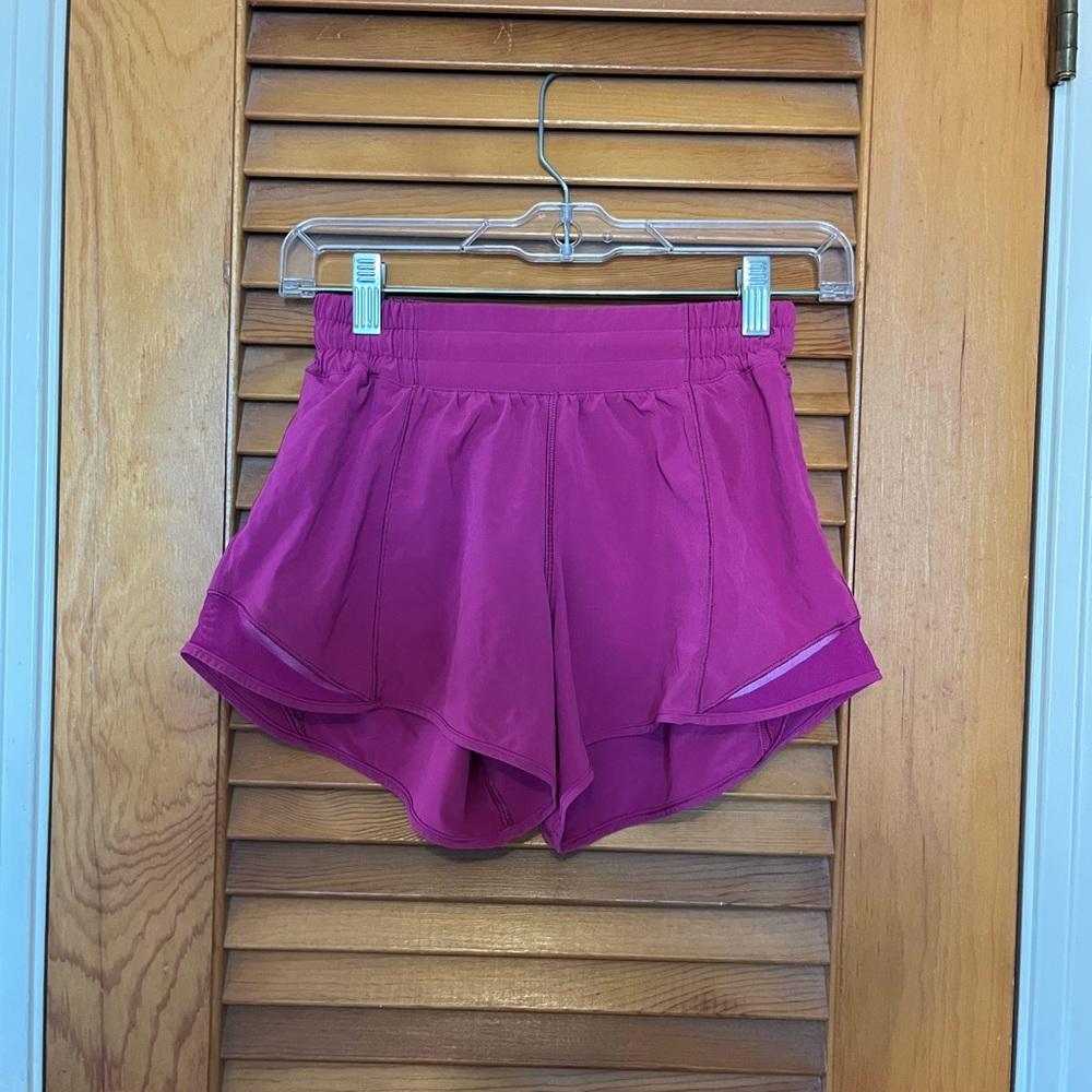 lululemon hotty hot shorts